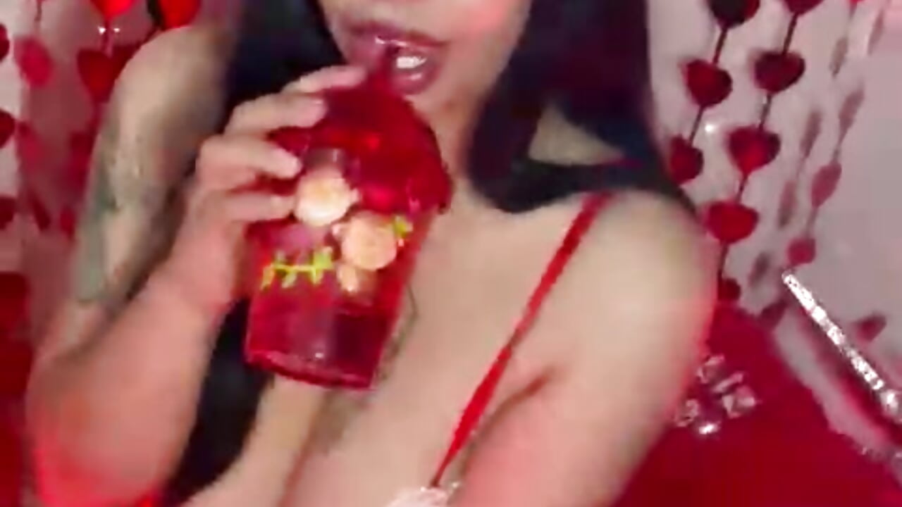 Happy Valentine's Day  🥳🥰 - βίντεο μοντέλου megan_foz