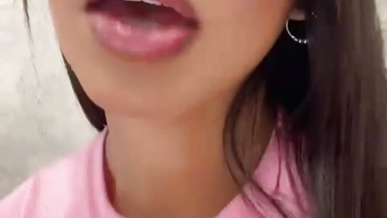 you do like color pink? - video di rubyrouge__ modella di cam