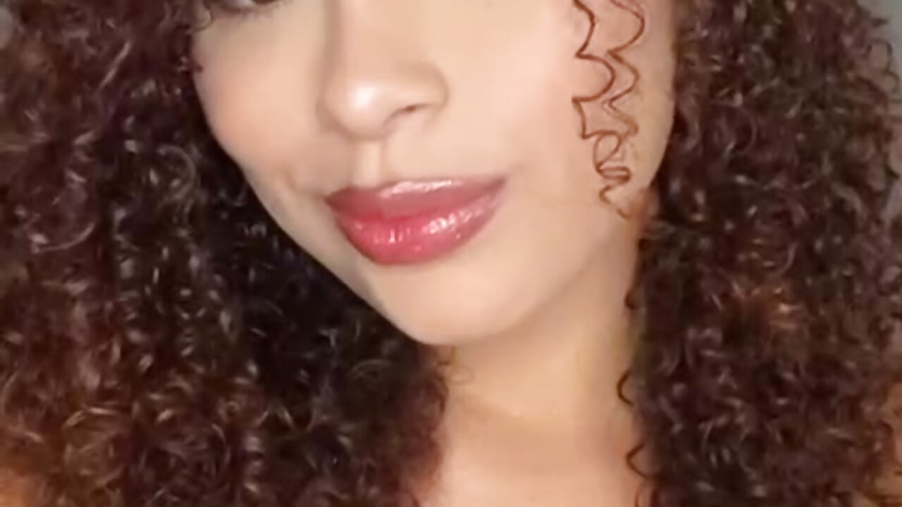 A kiss for you💋
