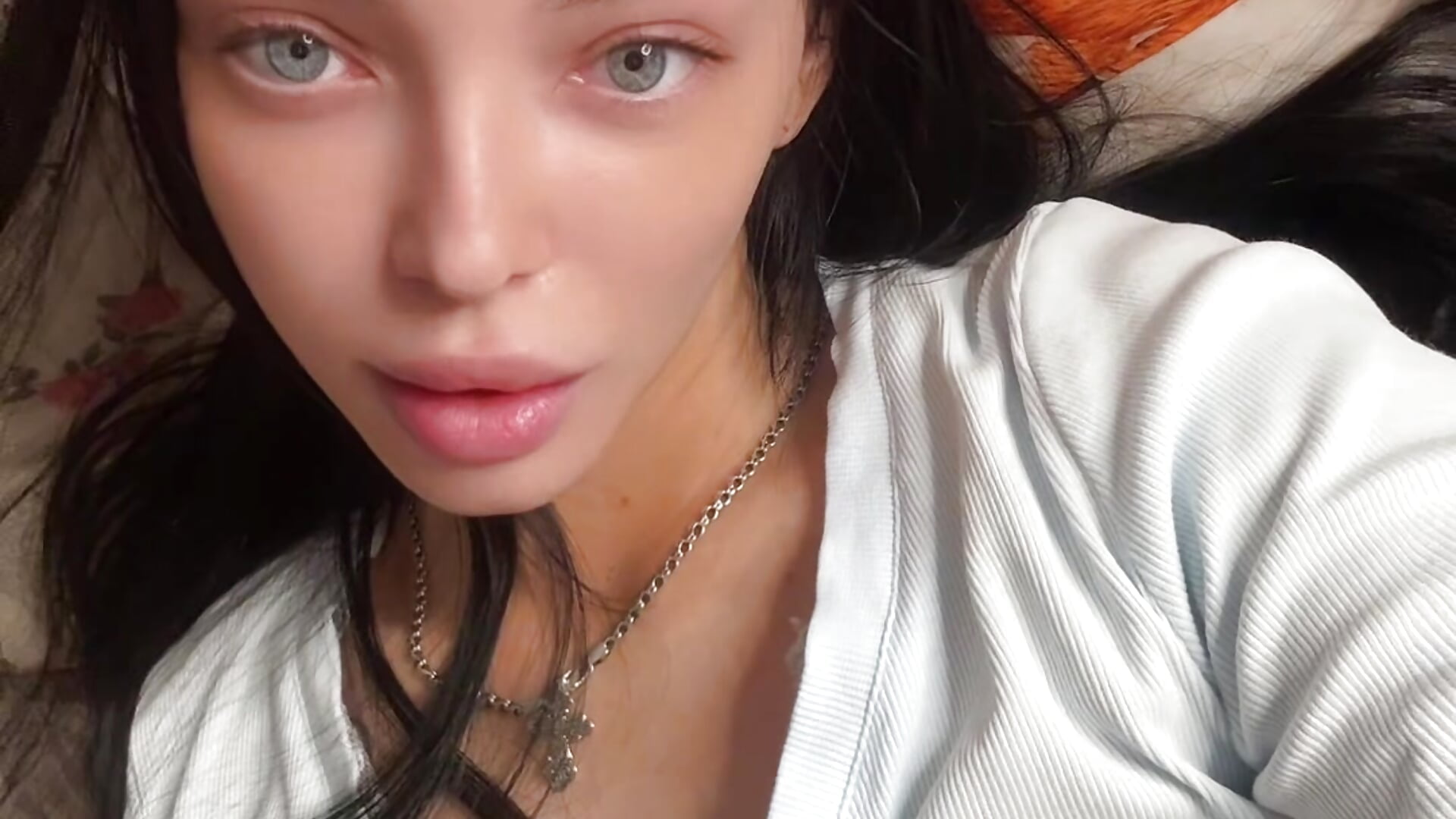 home vibe 🧚🏼‍♂️ - Vídeo de Hannah_xBaby, modelo de vídeos