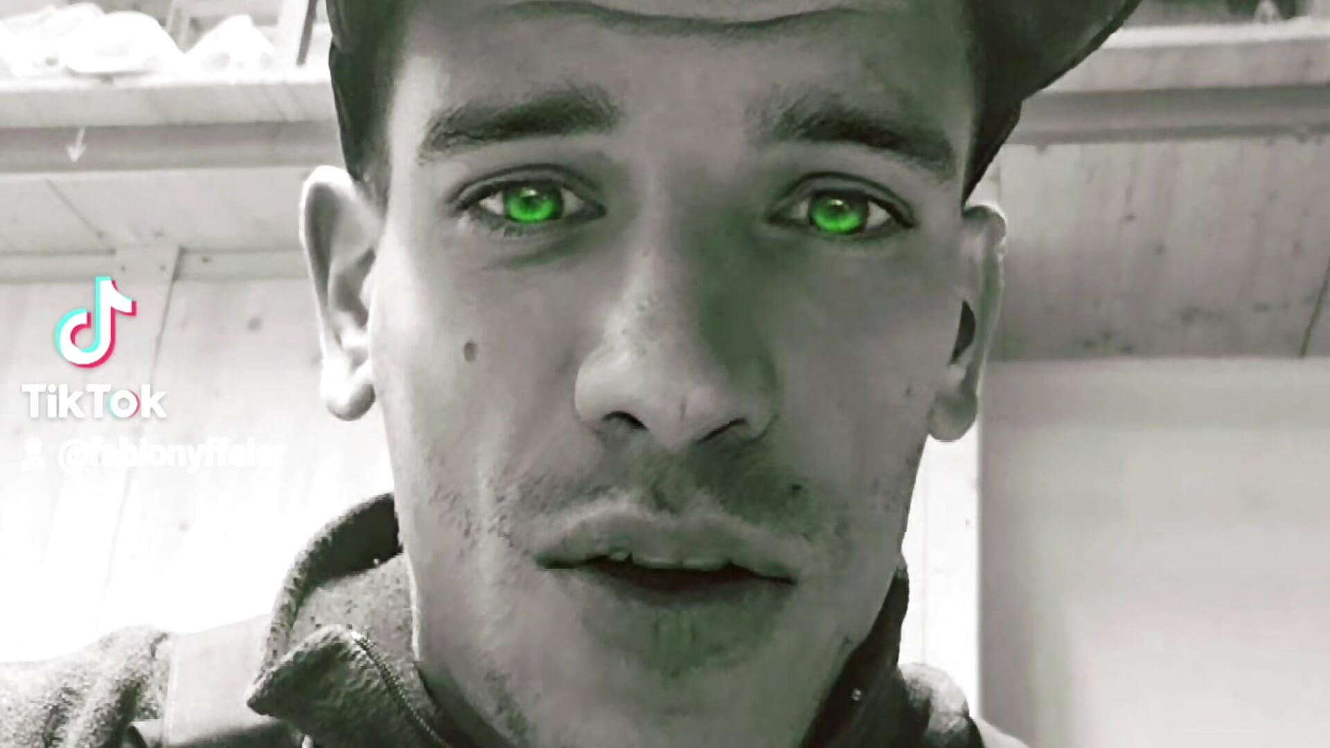 IO SEXY - video by nixxon1603_90 cam model