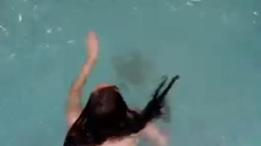 wet wet wet - video by tammy_gun cam model