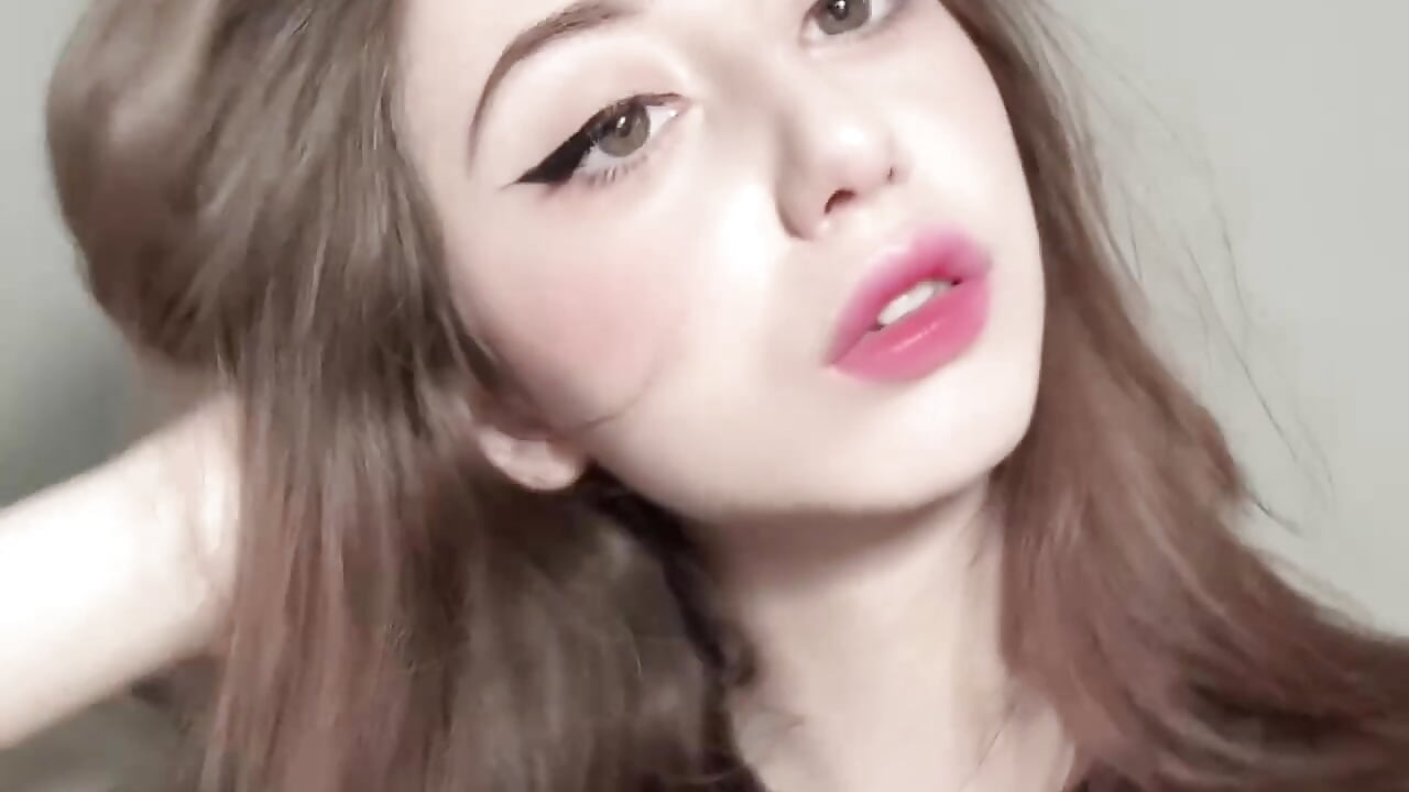 mood: give you my love:3 - video by AvrilLeMell cam model