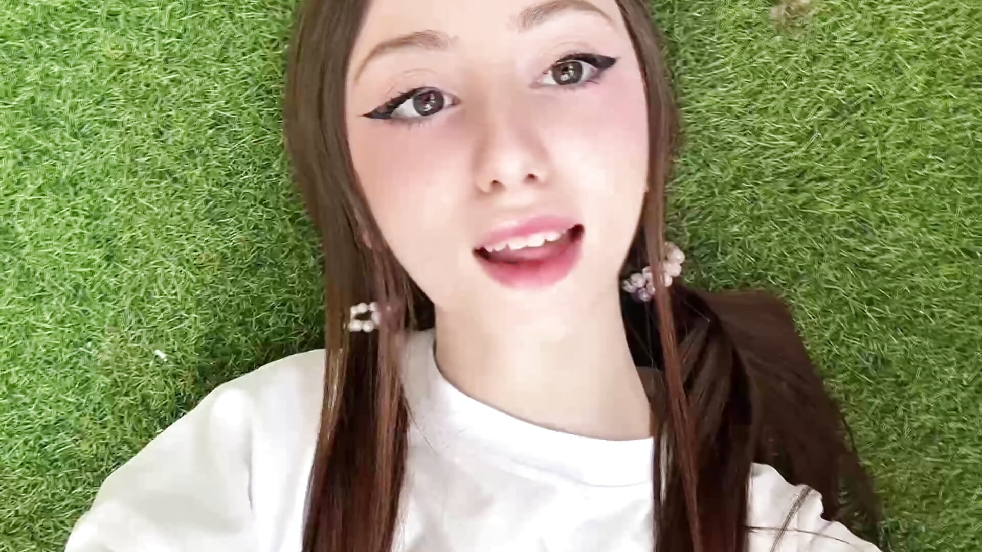 muahh😘 - clip cu AvrilLeMell model videochat