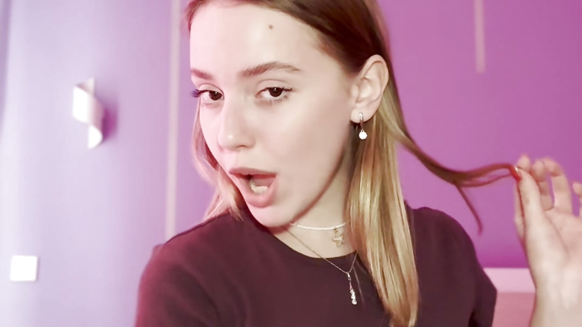 Face training - video của người mẫu cam LinaMoonBlessed