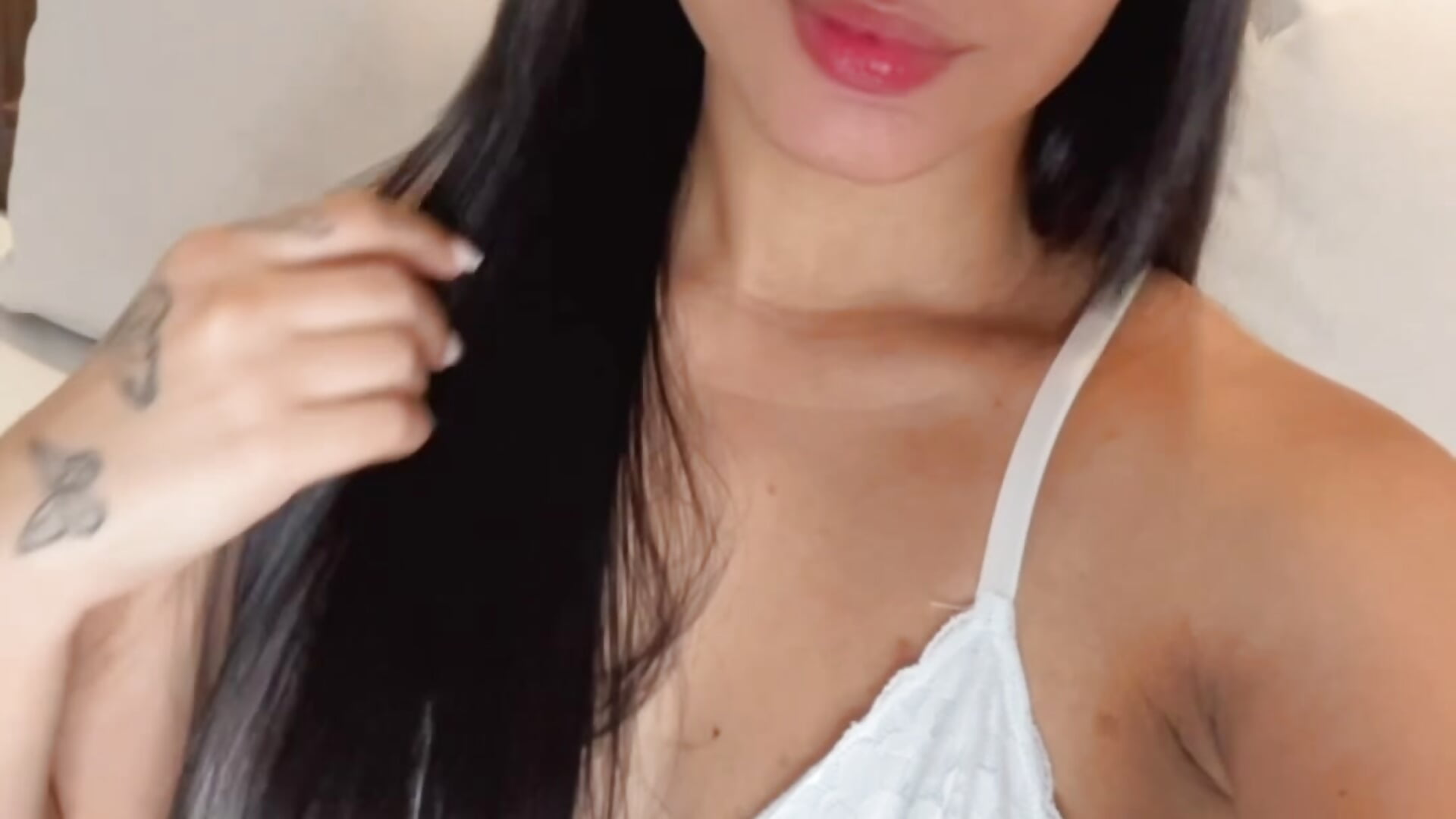 FB6DD3F0-5378-455E-803E-55319EC5633E - video by Danny_gonza cam model