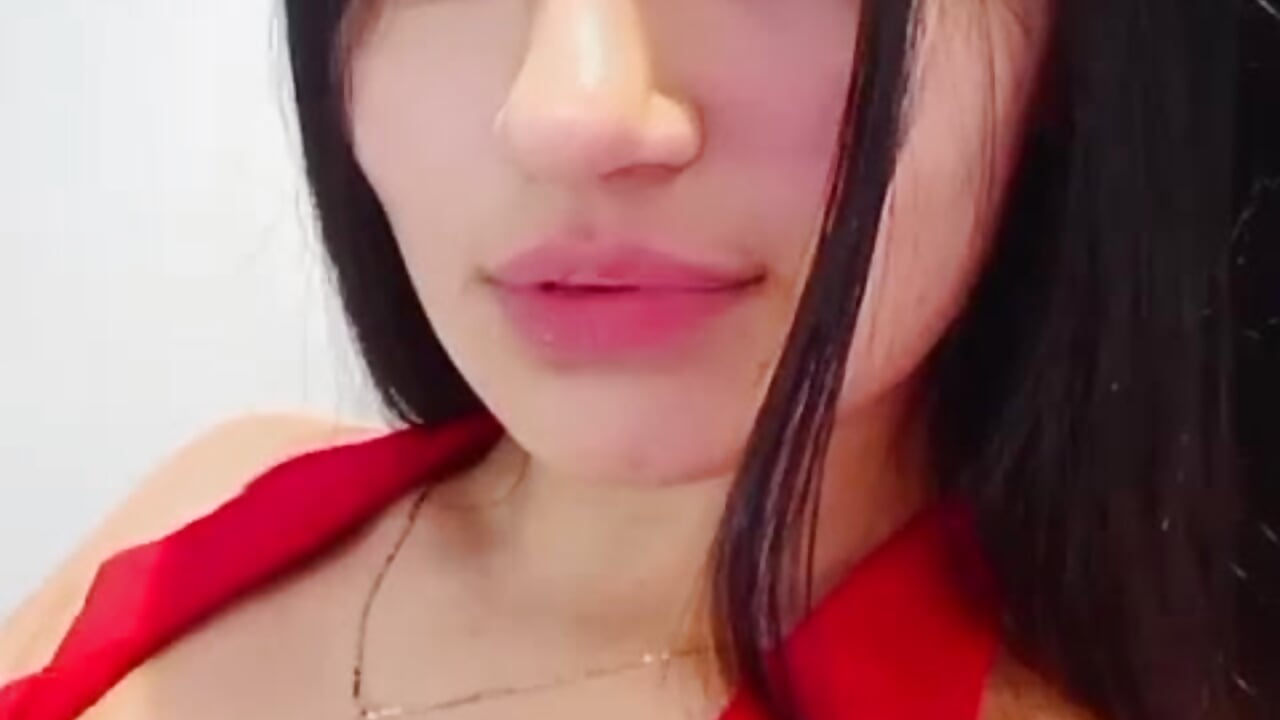 ME - AidaJones 캠 모델의 동영상