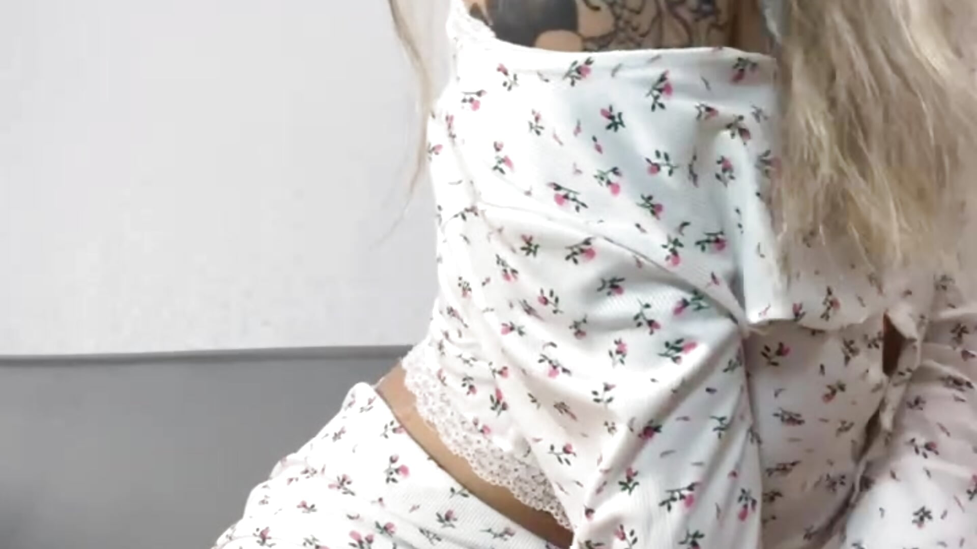 Wake up with me <3 - video by coldcherryeclipse_ cam model