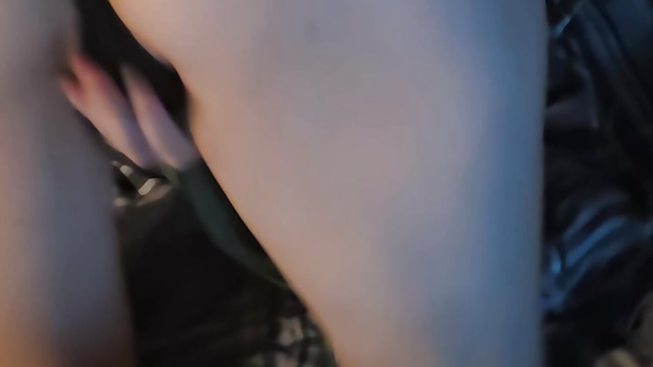 Bent over - video by Bashfullbooty23 cam model