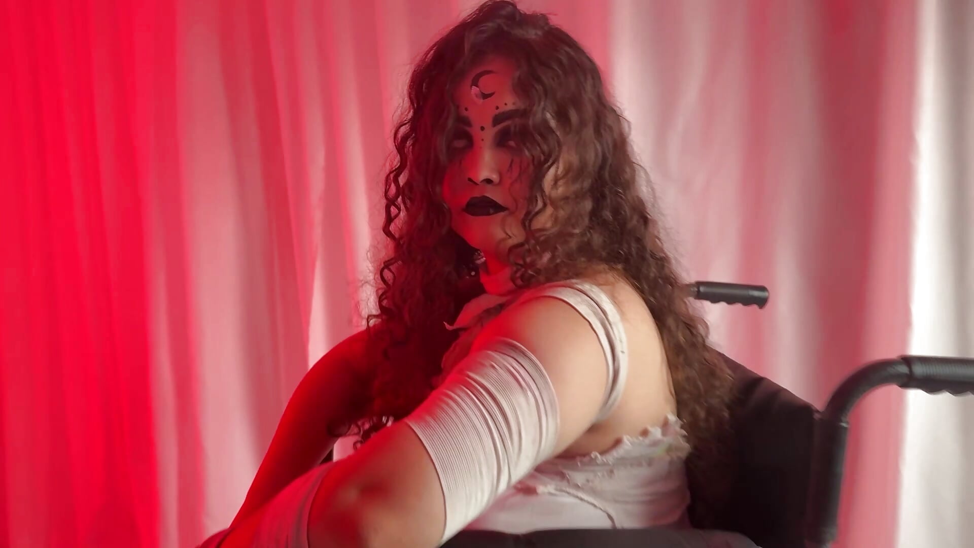 happy halloween – video od webkamerové modelky ShylySweet