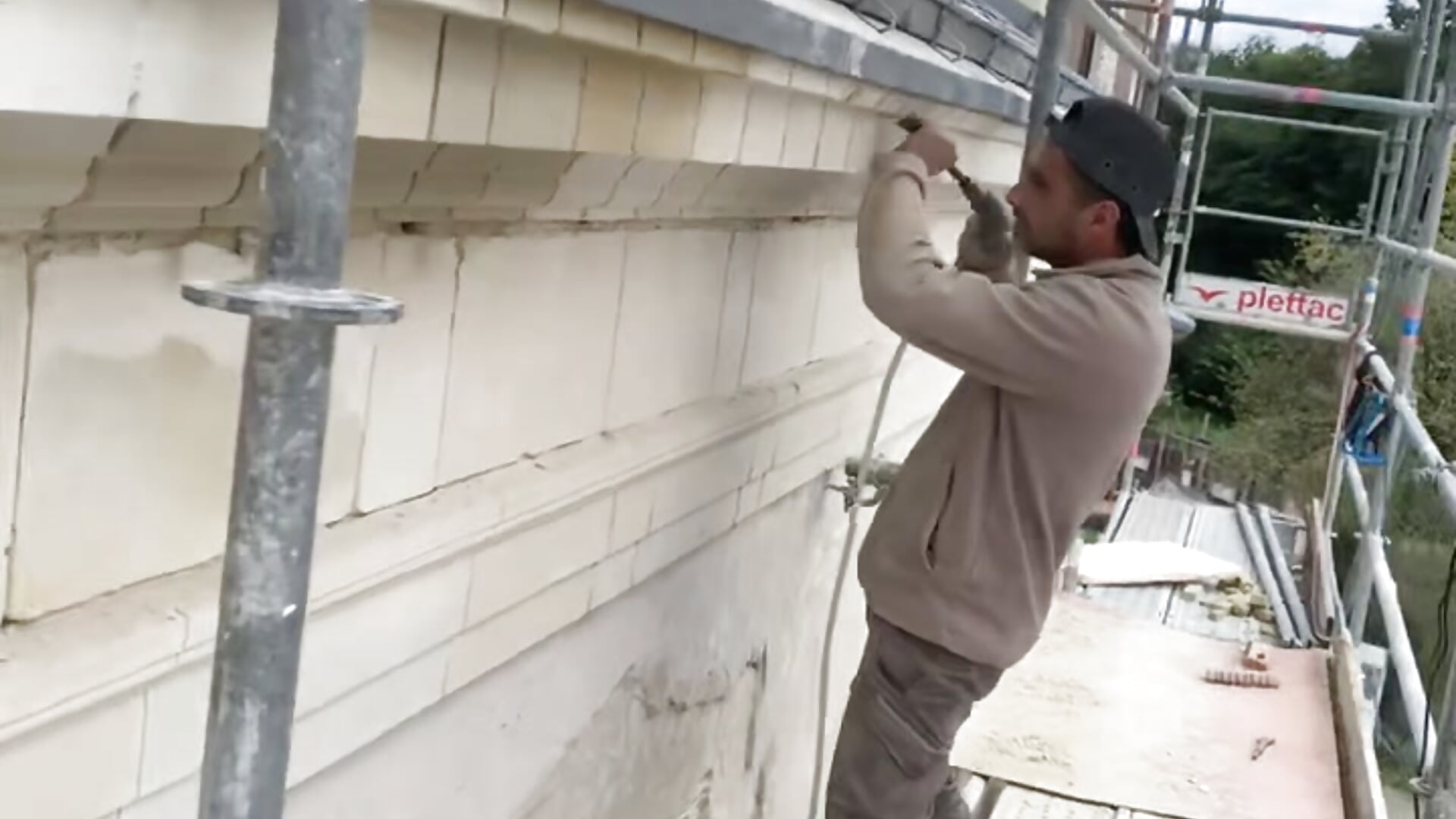 486bec93-7bd5-4cb9-a66b-92911490da91-1_all_1039– Chouillax kameramodell videója