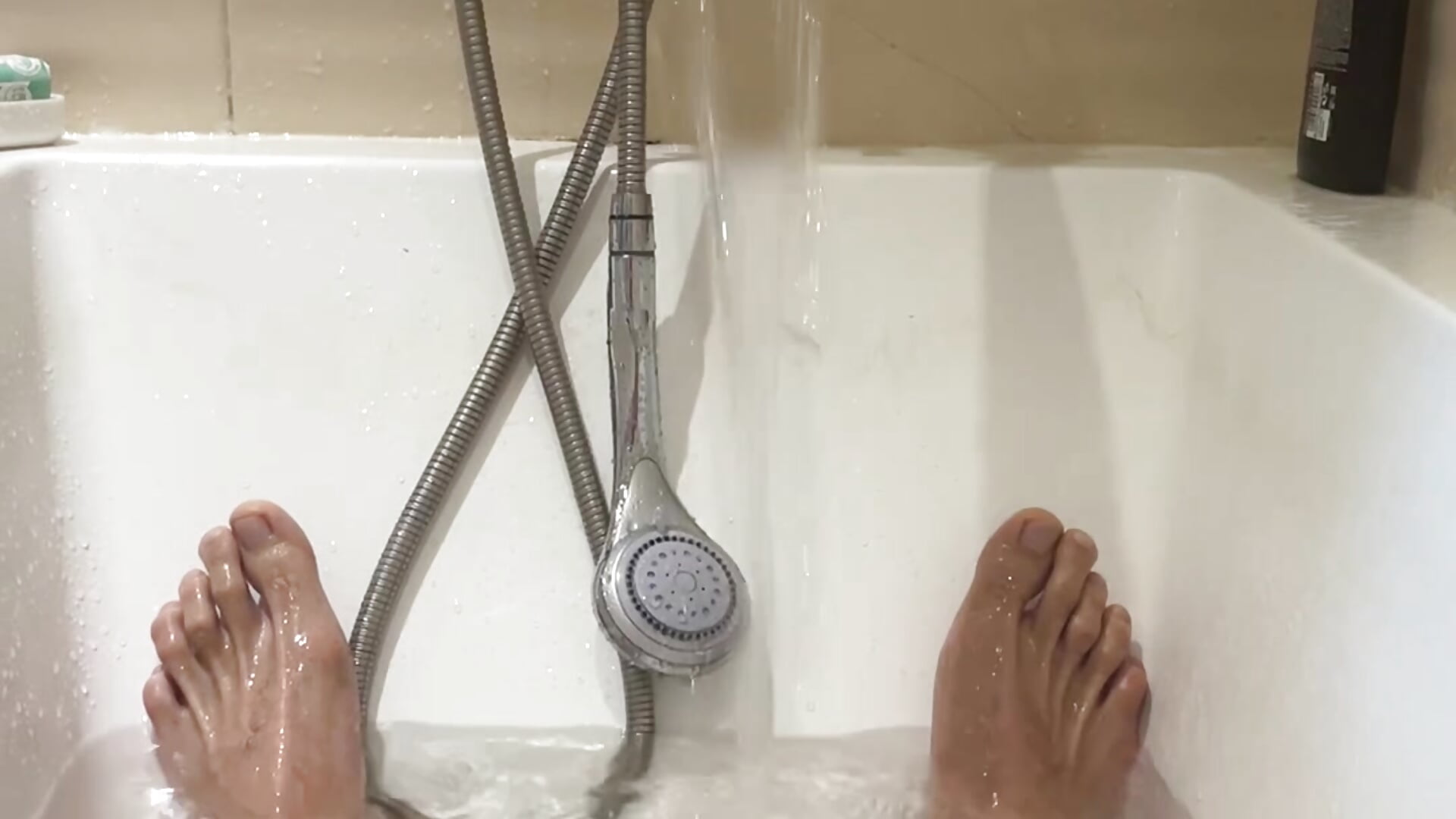 0375E60A-1E01-456B-BE3D-477201E54403 - video by AaronMusclesAndFeet cam model