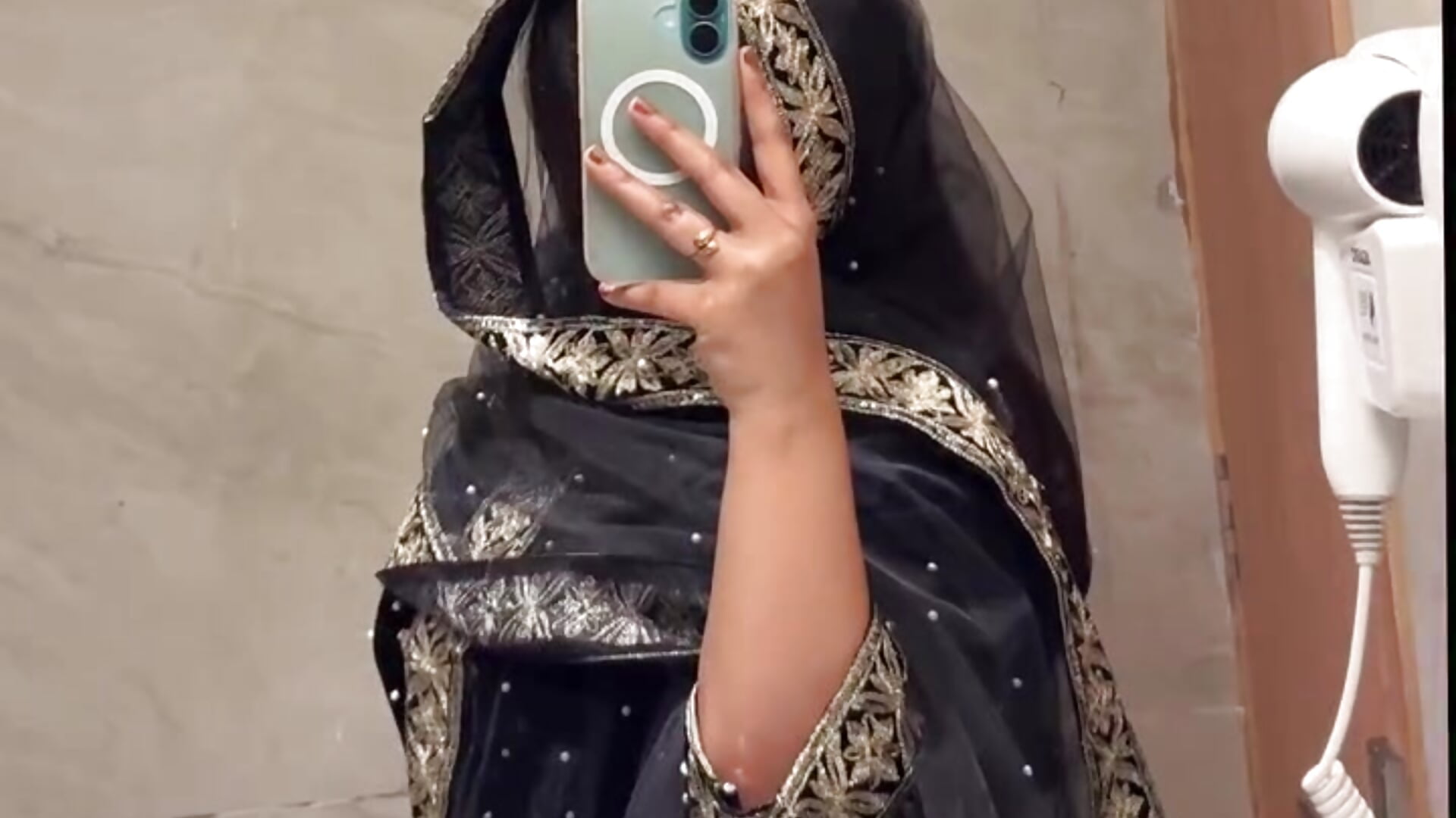 areee de do na pajama babu ji 🥲😈 – видео вебкам-модели lilliiilliiillil