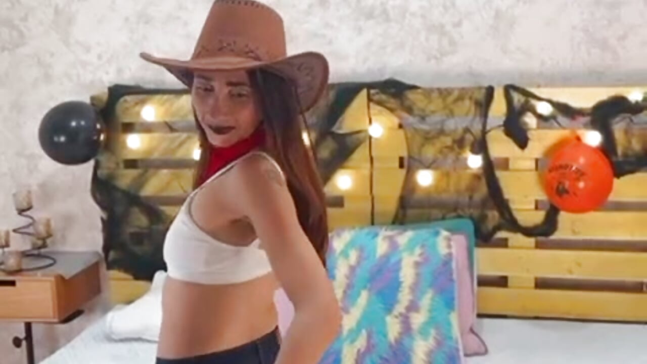 holloween🎃 - video by crystal_sm cam model