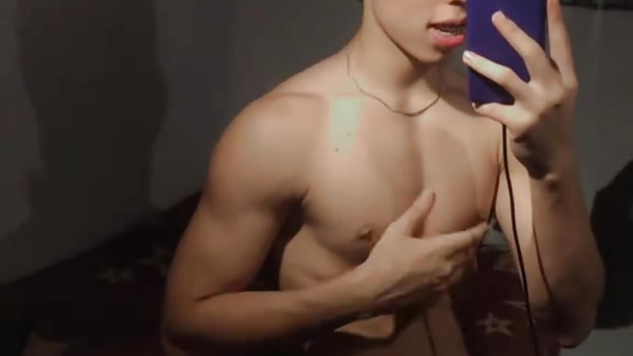 WhatsApp Video 2025-04-10 at 6,10,14 PM - video by wesley_white cam model