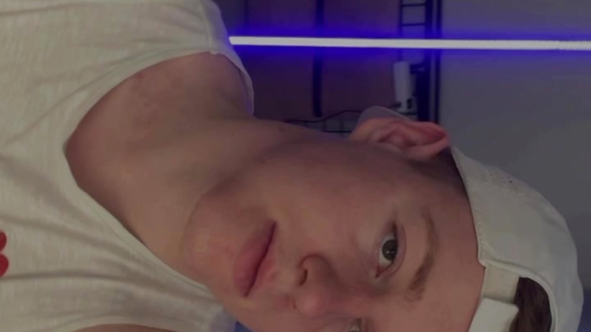 923b1cf0ee144d44b5a8ee21cda40037 - відео від вебкаммоделі bob_marlu