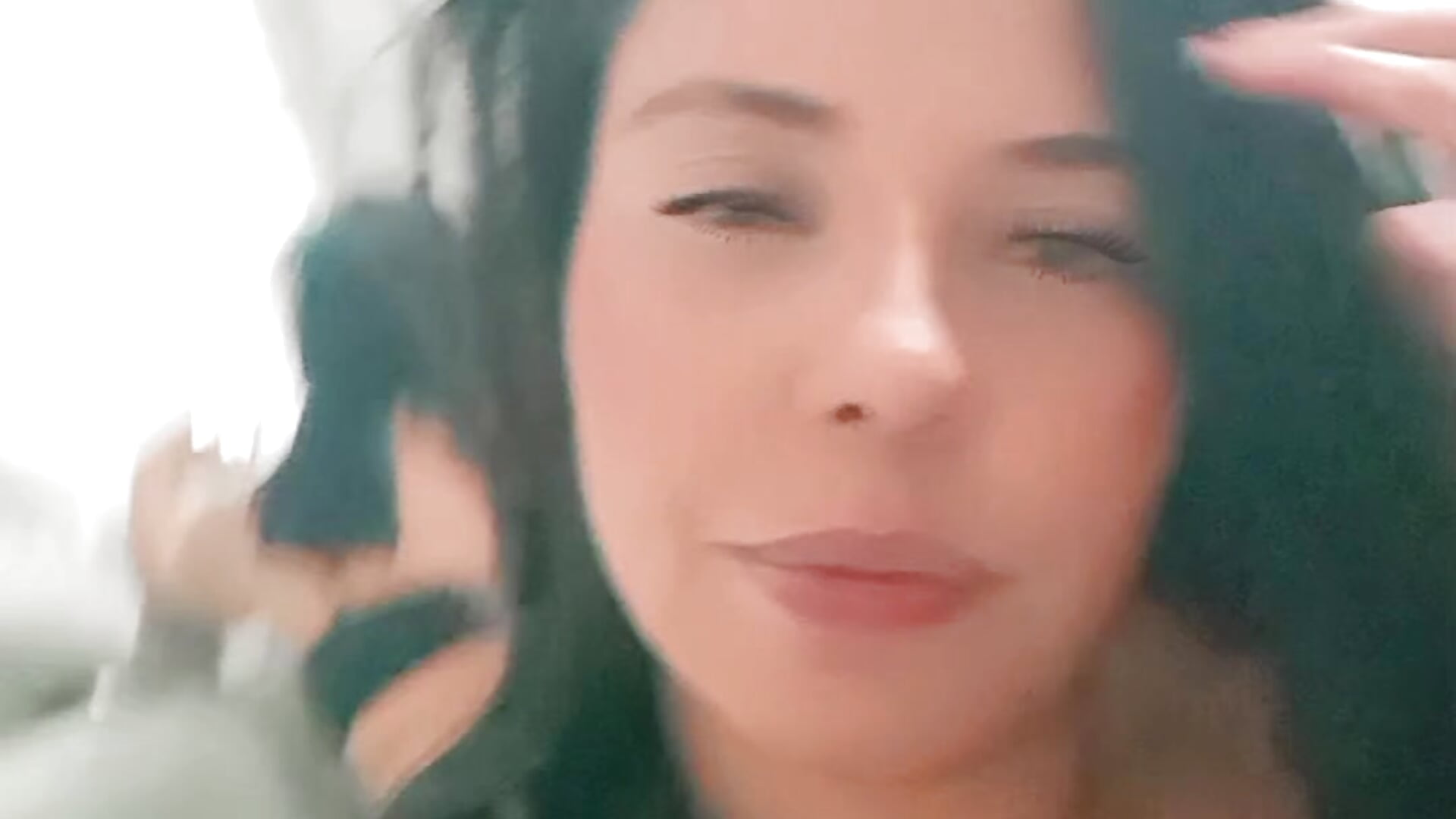 1000452214 - video by JujuSantos015 cam model