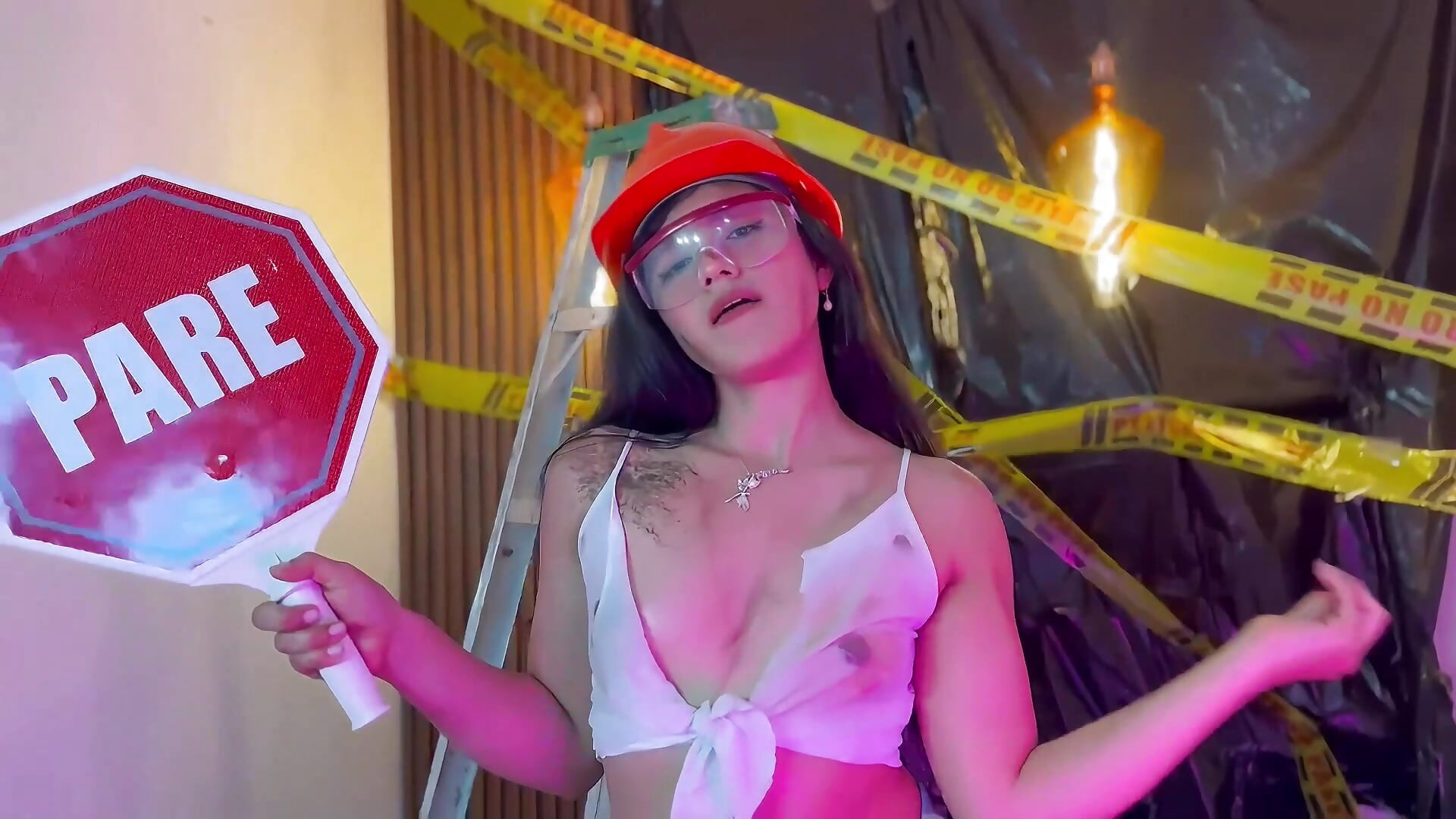 Construction Manager! Heat, sweat, and sensuality! - video by Lia_Mar_ cam model