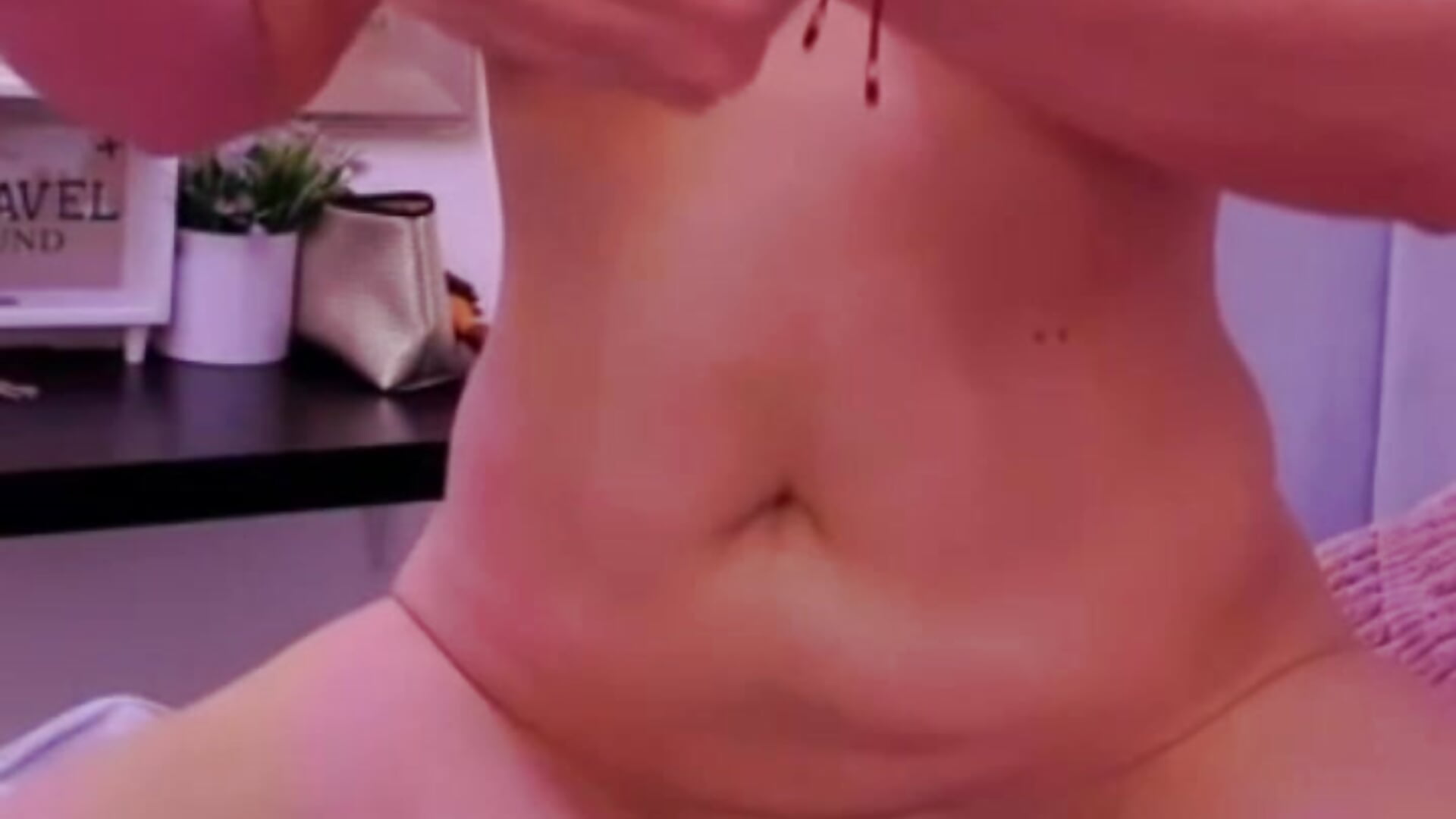 Lend your cock to mount it for a while, yes? 💦😈– Clhoe_Johnson kameramodell videója