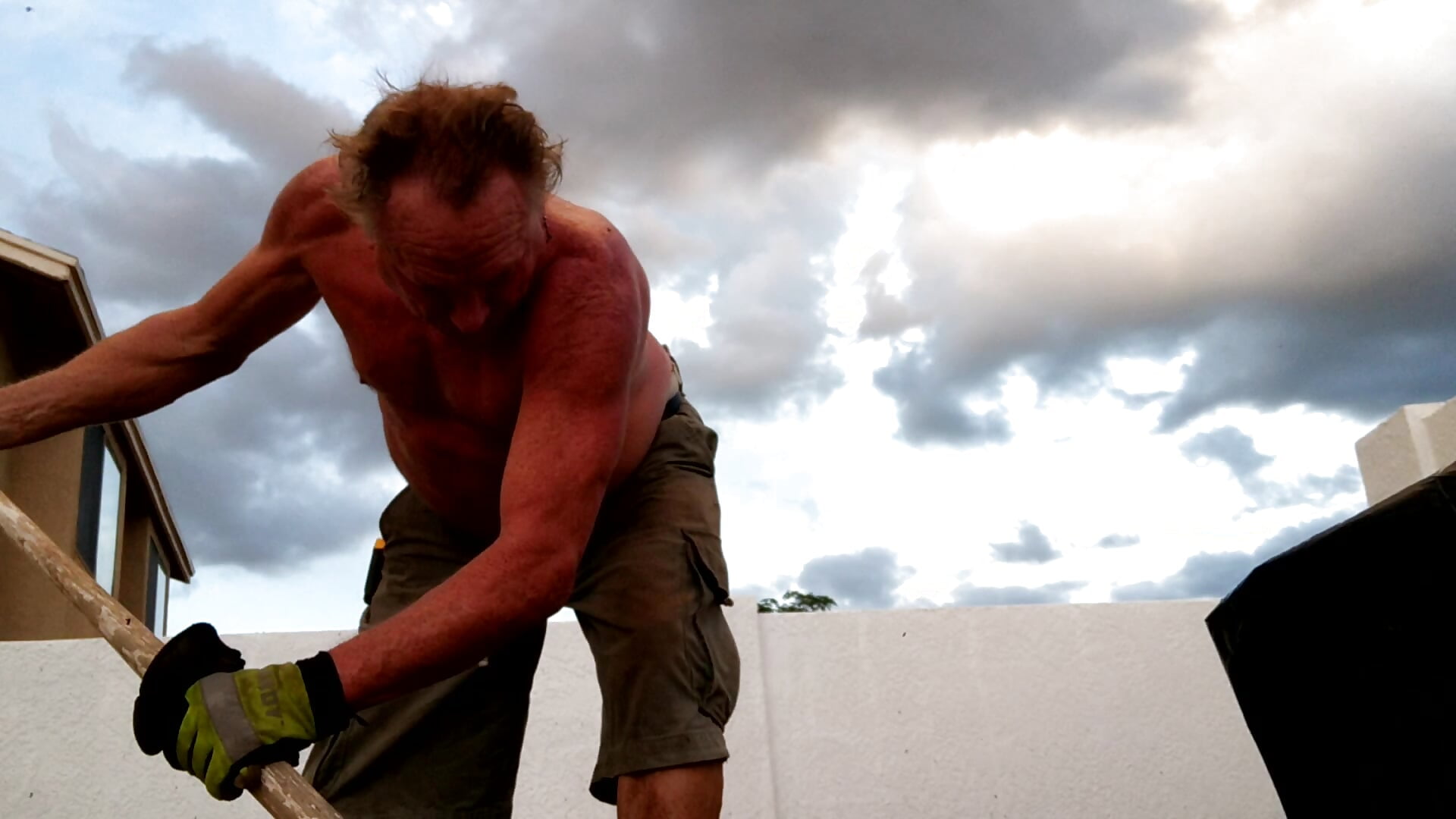 Digging - video di Pussyeat2please modella di cam