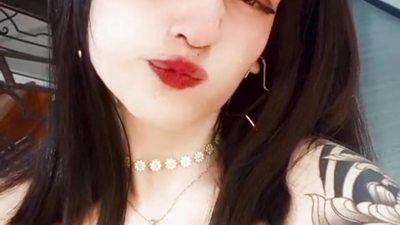 WhatsApp Video 2025-04-12 at 6,51,02 AM - video by kurorattt cam model