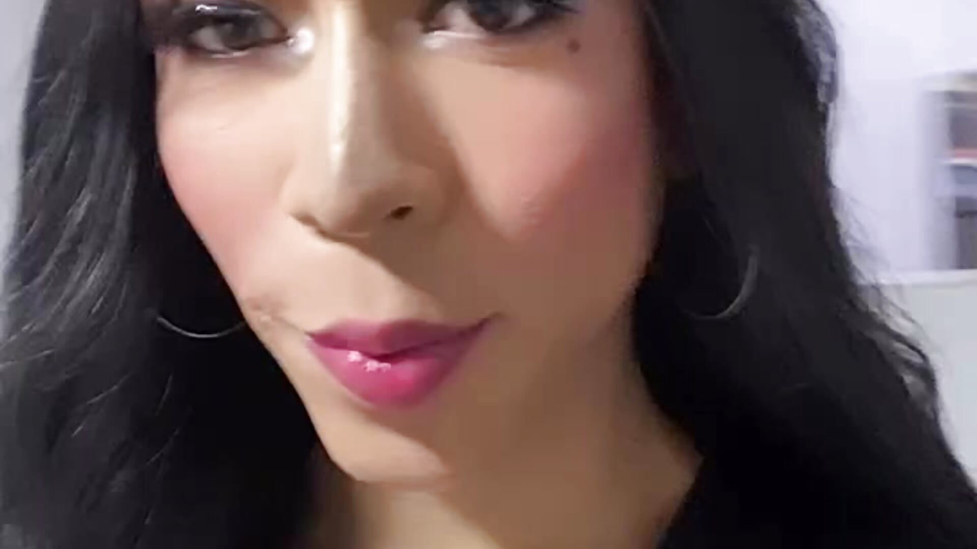 Shaynalook2025 - video di ShaynaHosk modella di cam