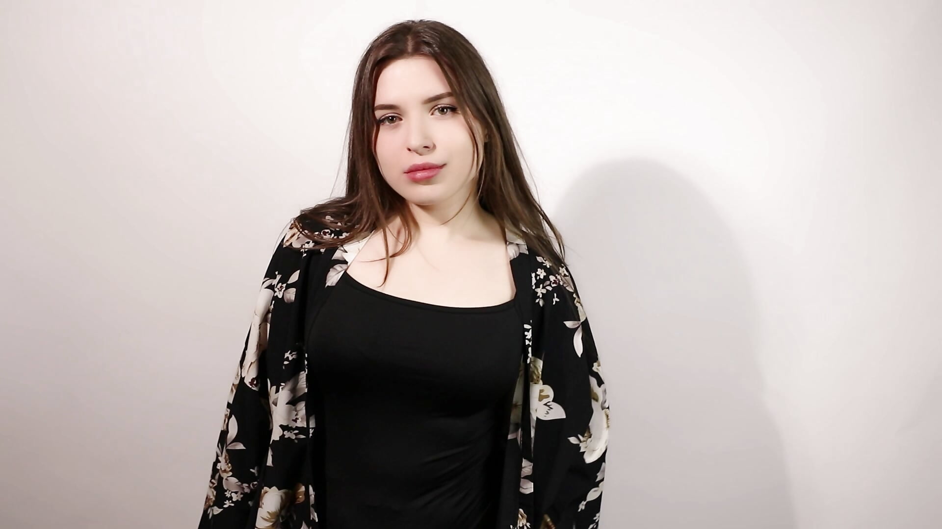 Teasing you - video by AliceLiador cam model