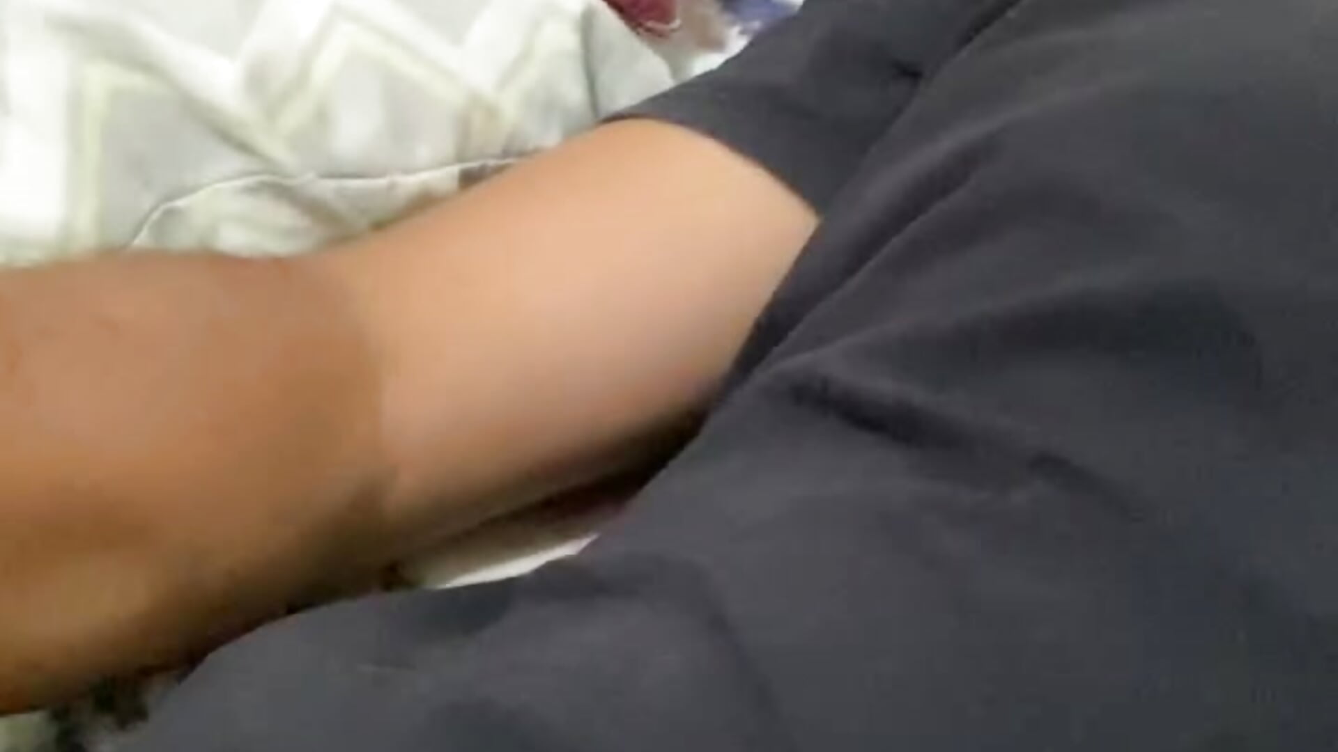 trim,5BC2FE49-2342-4909-9A41-07A5CAD7857B - vídeo de royercarl modelo de câmara