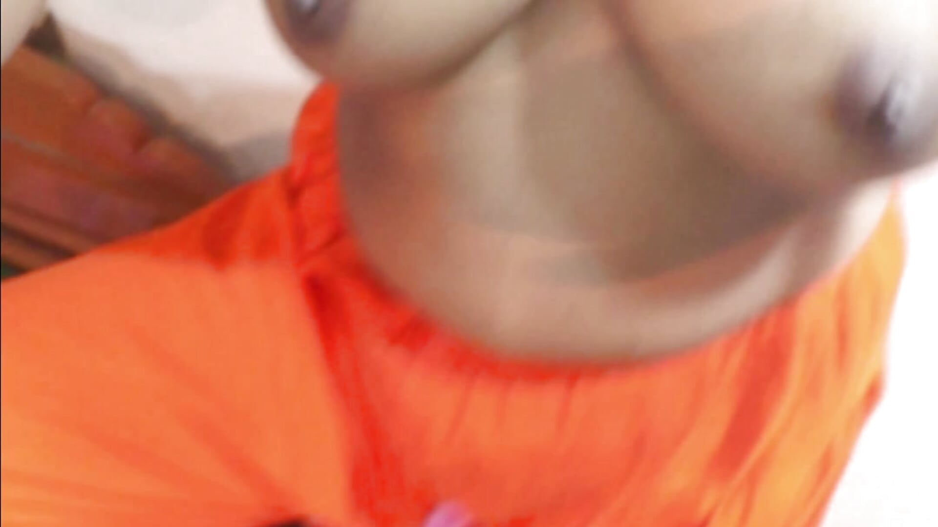 Self suck her boobs - video by tissa12 cam model