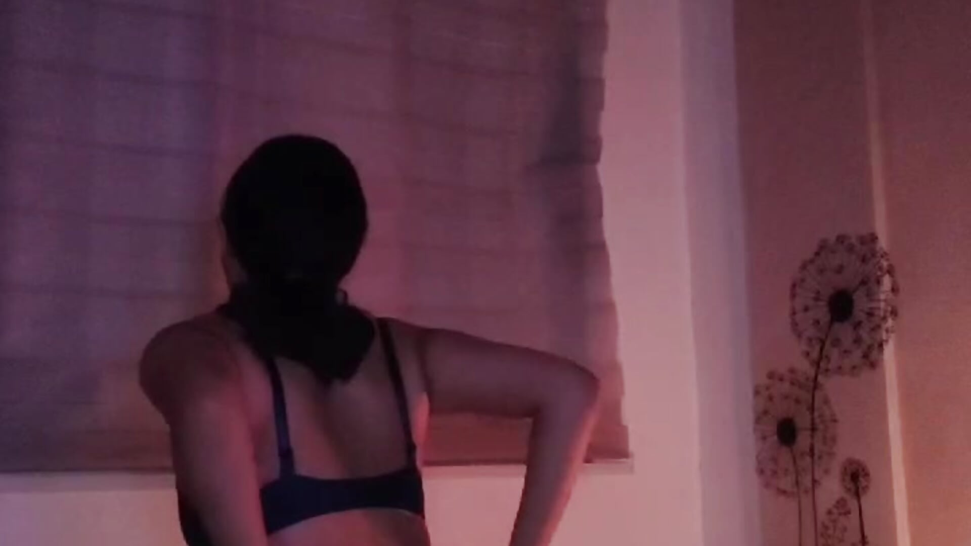 You like the view? - vídeo de la modelo de cam AdaSkye