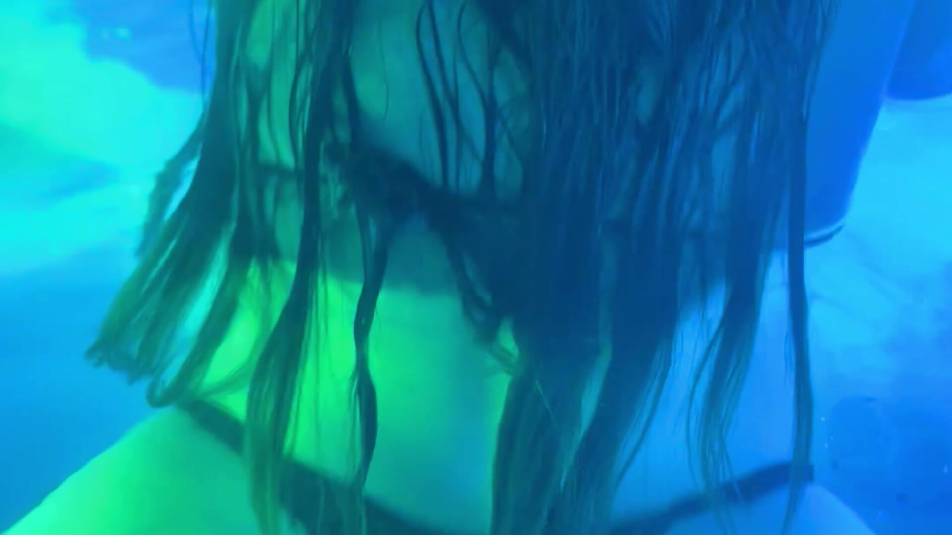 😈😈－ElzaJonsの動画