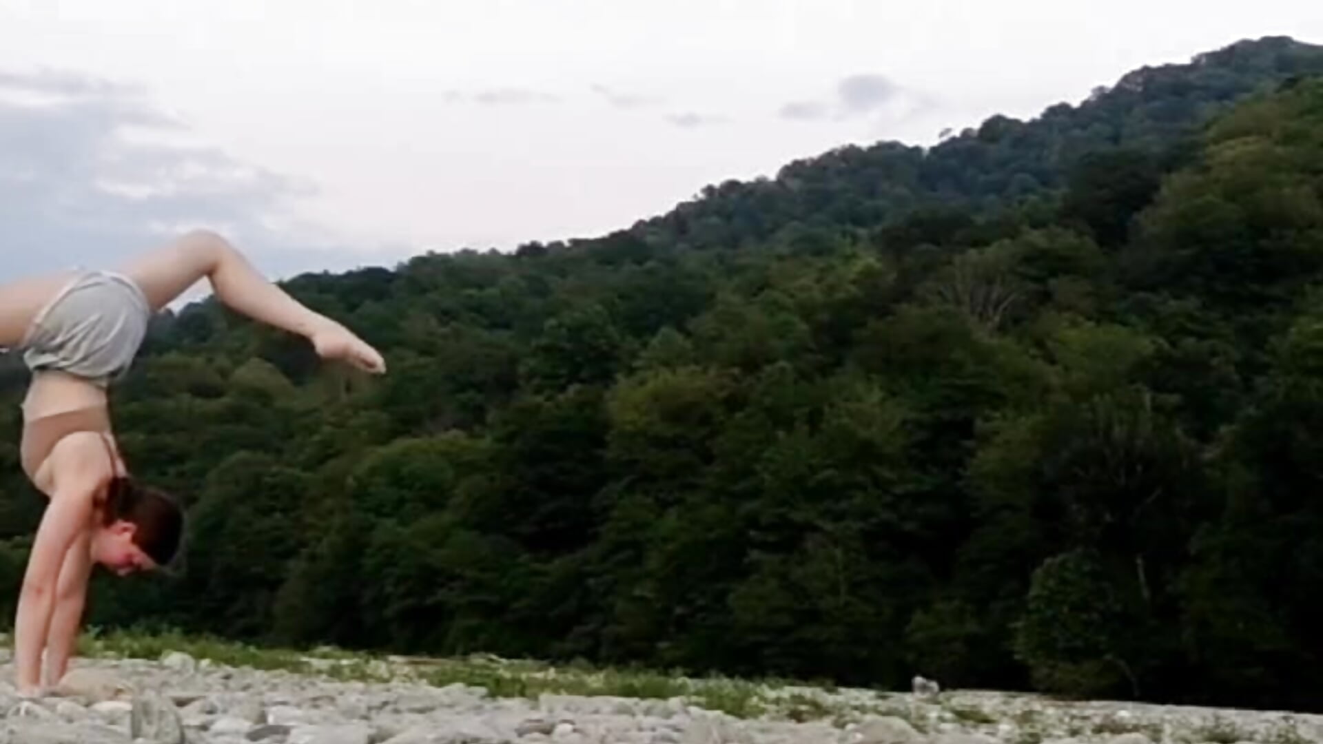 I go in my arms - video by RandiGaler cam model