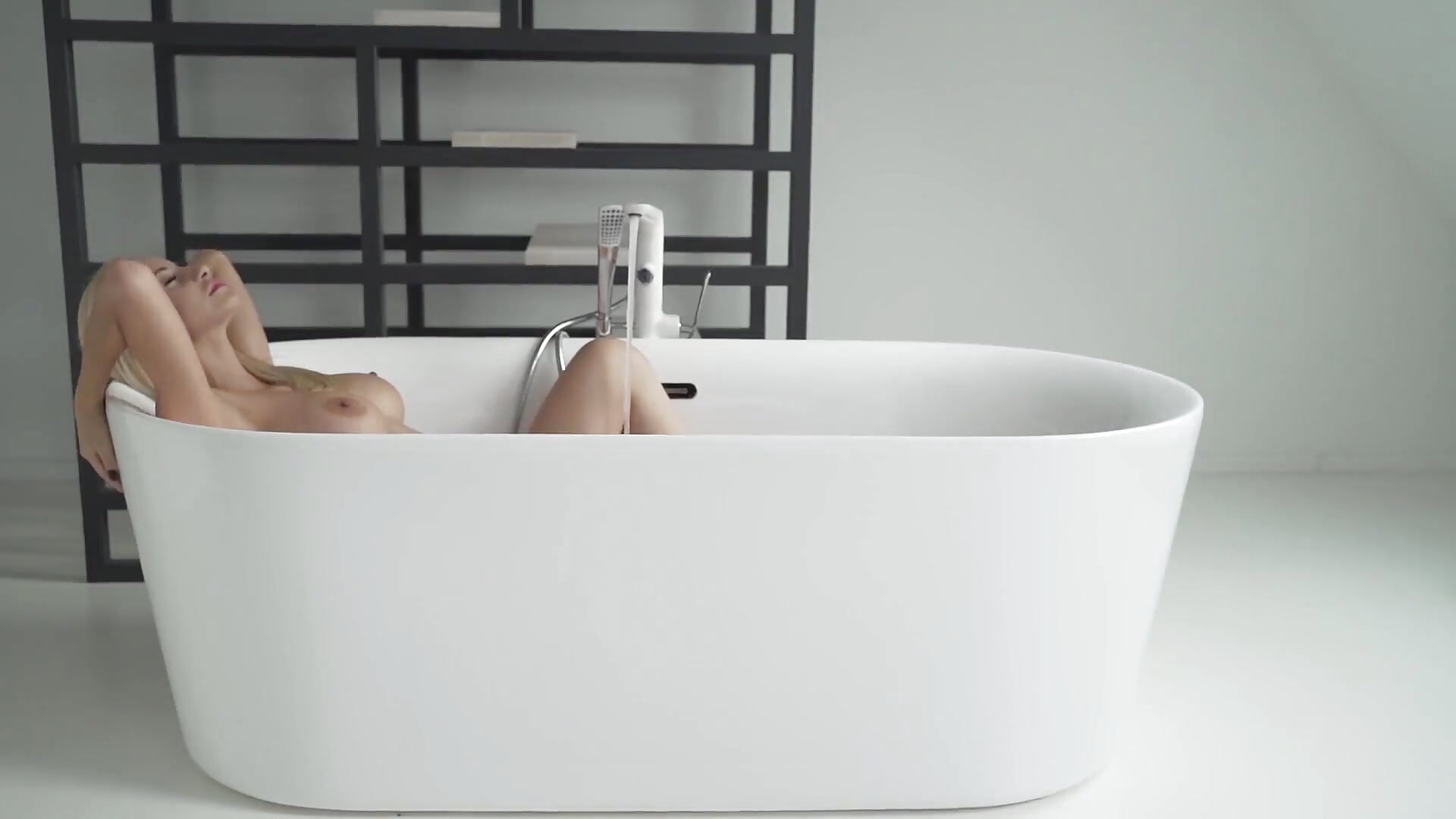 LillianMonroe_MIX_1080p - video by Lillianmonroe cam model