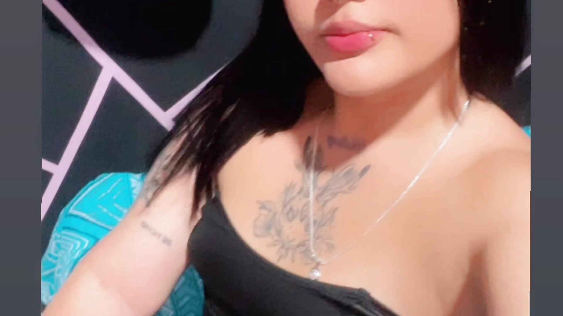 Kises my daddy - video van melanydollx cam-model