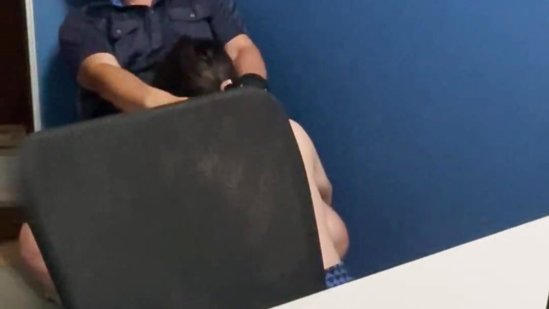 パーテーションに隠れて生精子ごっくん👄 - video by Akane_xxx_69 cam model