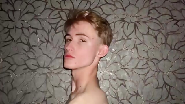 my new hair color - video by tommy_XXX cam model