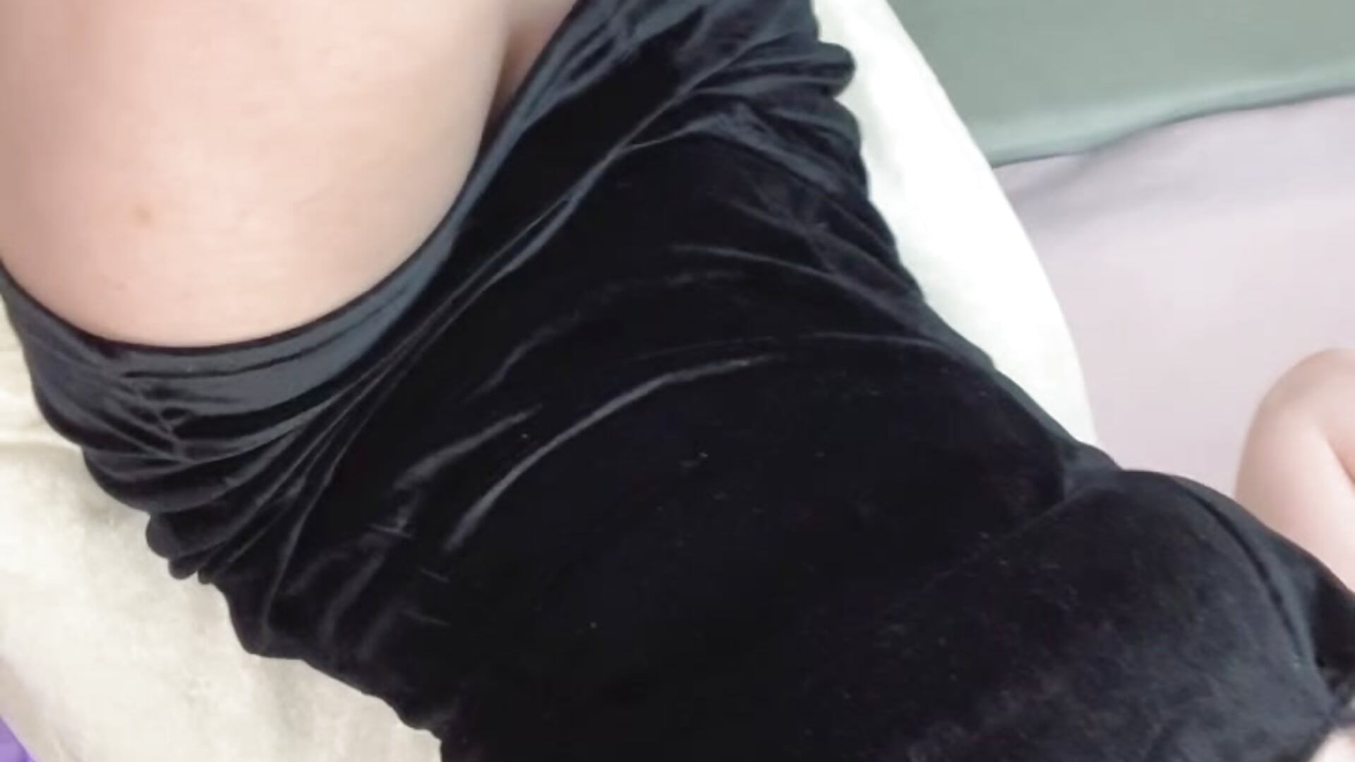 Little black dress - video by evashiny_ cam model