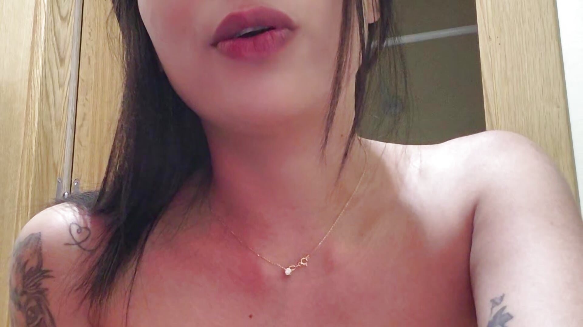 1000022613 - Vídeo de aleja1811, modelo de vídeos