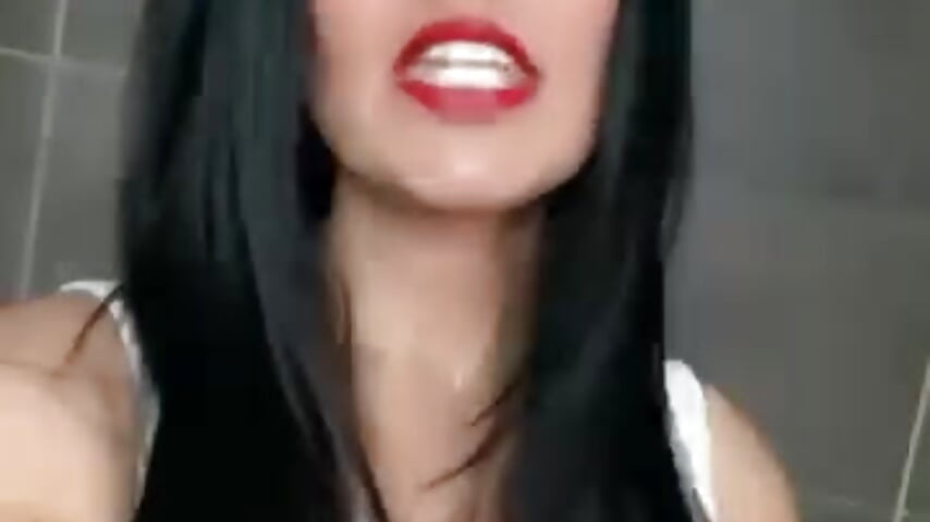 💋 - video by AmiraAnn cam model