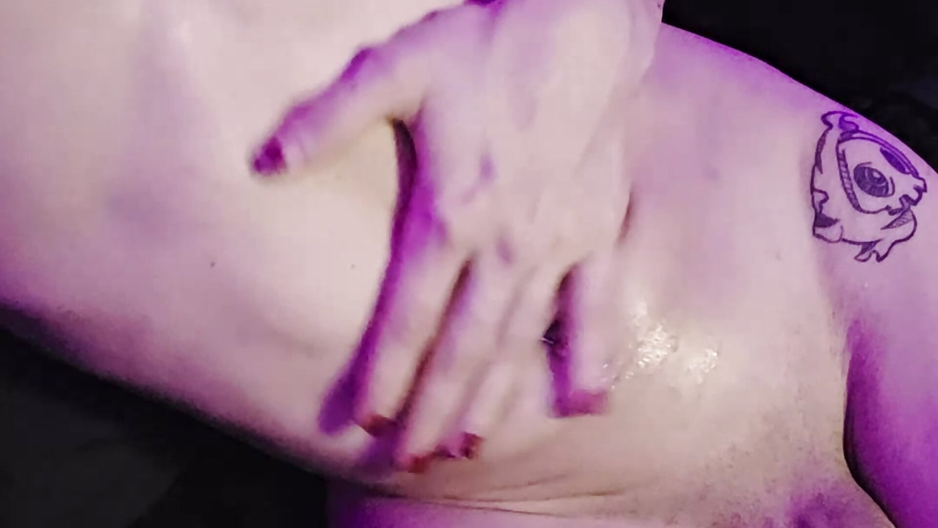 GLASSGILDOANALFUCK