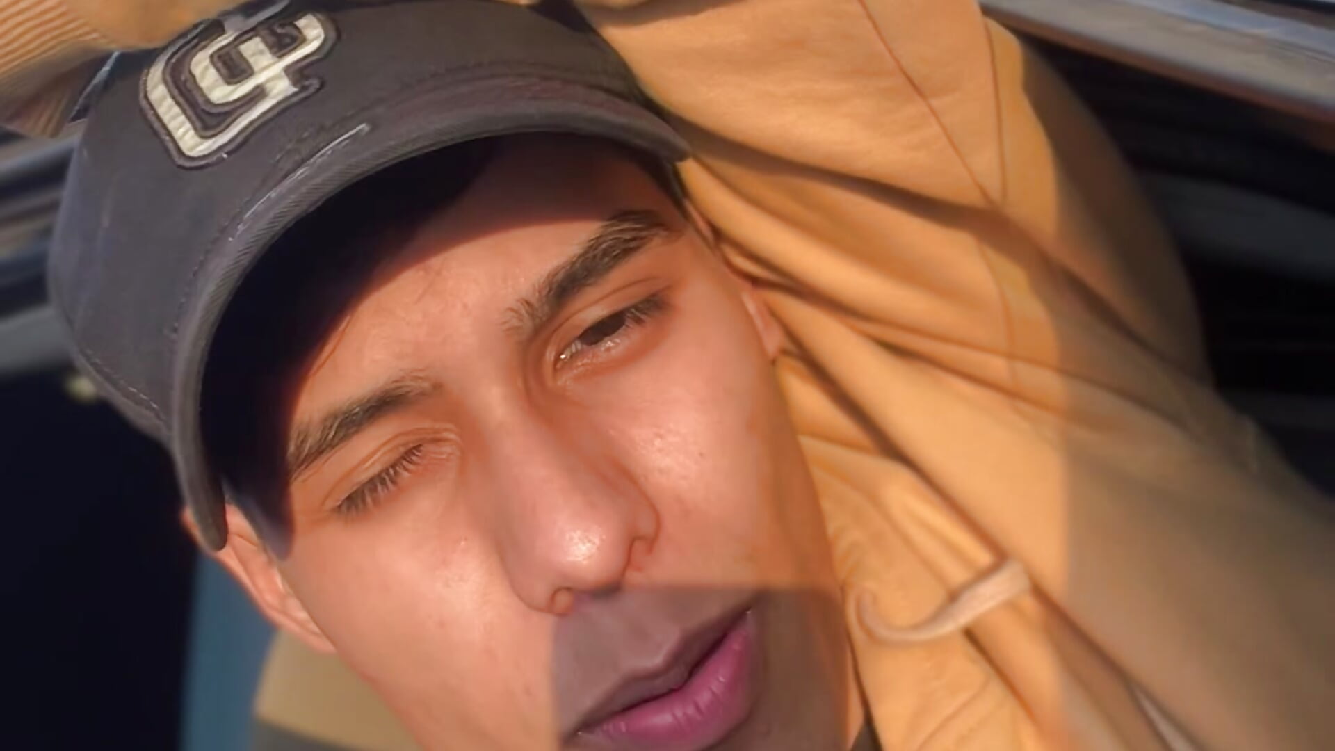 Random things - video by Handsome0ex cam model