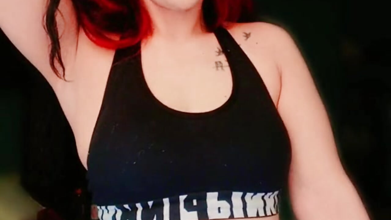 Tatoo - vidéo du modèle de showcams cositabonita08