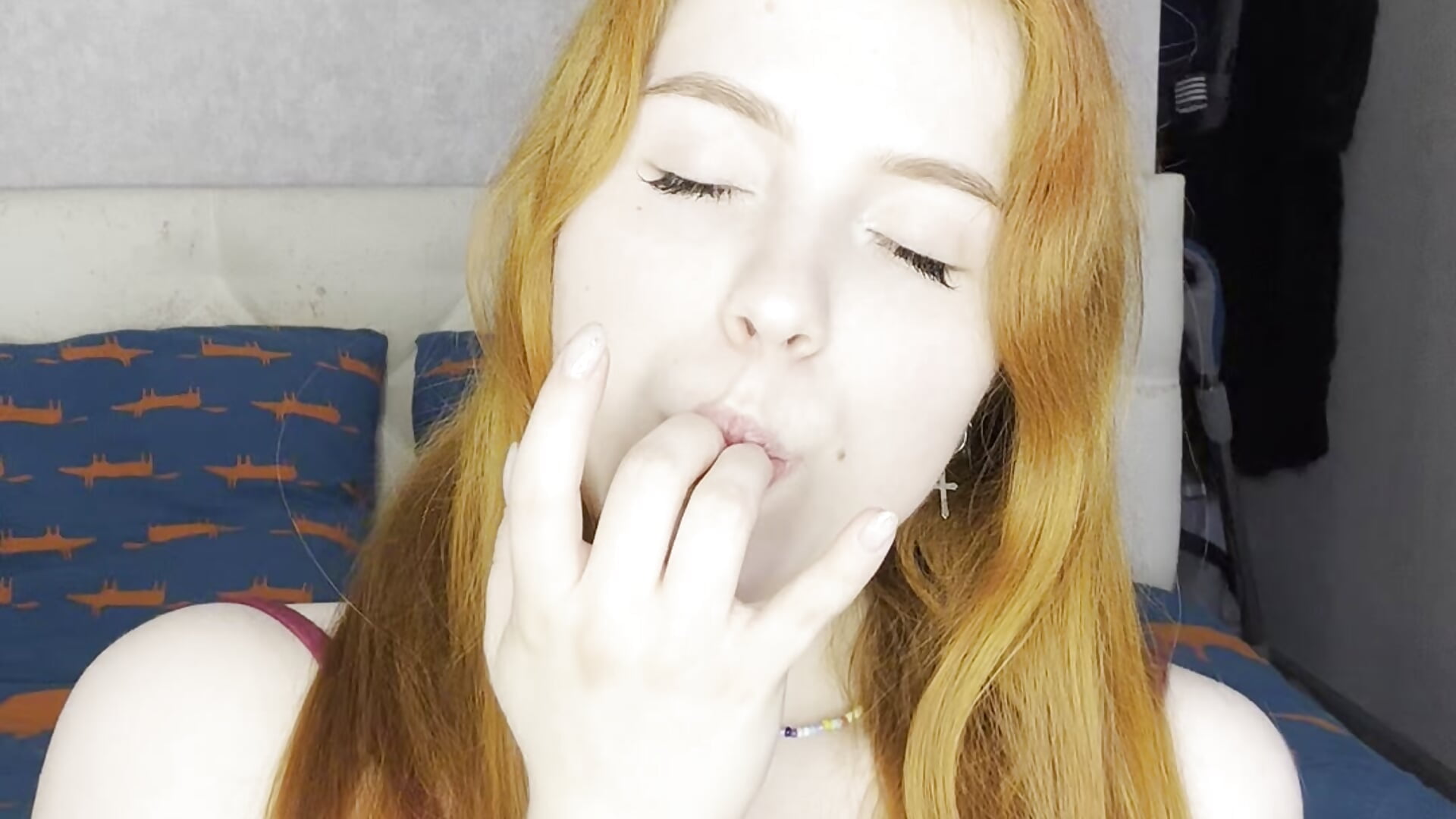 Suck fingers－カメラキャストのprincess_diamondsの動画