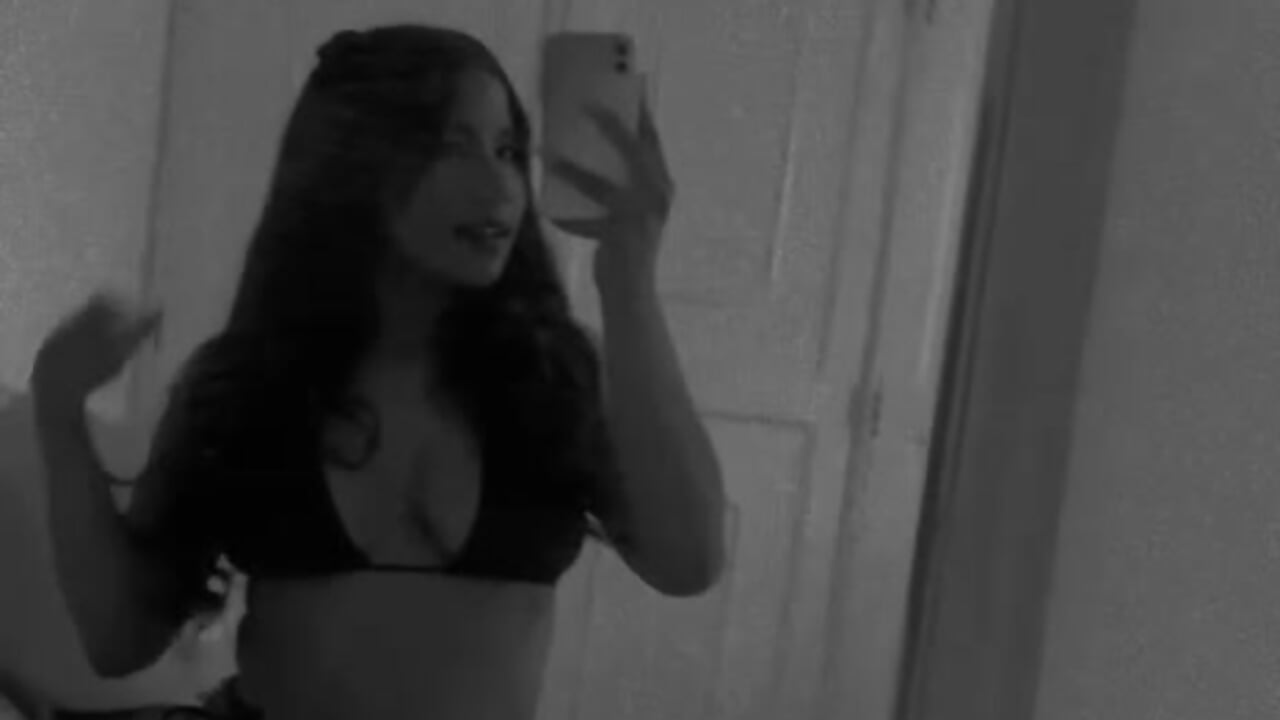 kisses - video od modelky/modela sharlottxl