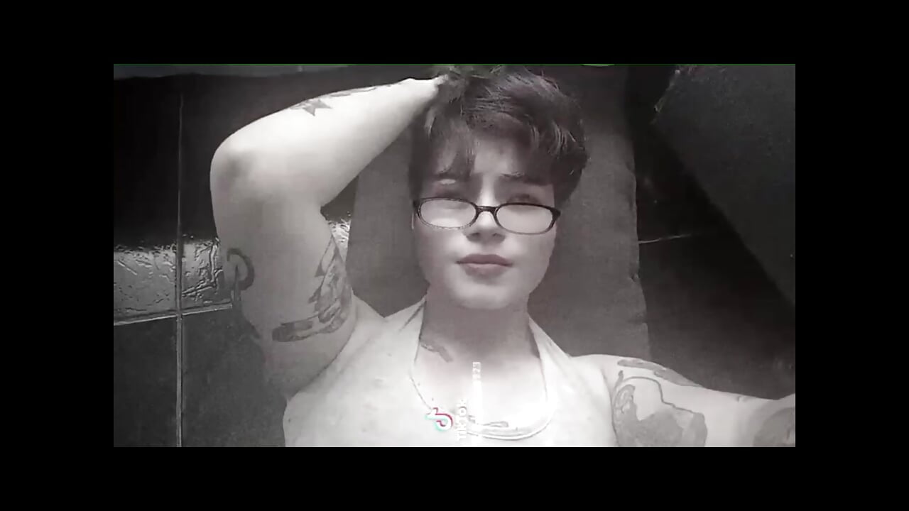 kisses - video av Mitsuha_gate cam model