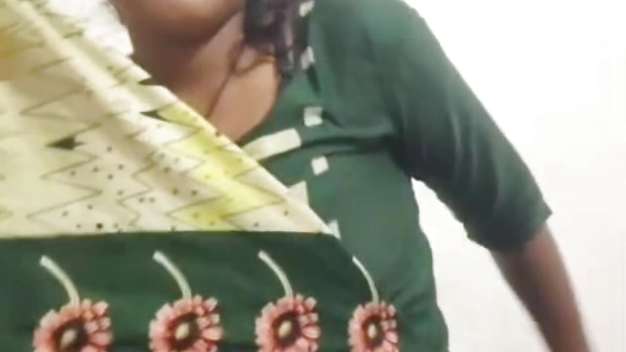 My hairy pussy show - vídeo de la modelo de cam Guriya_0076