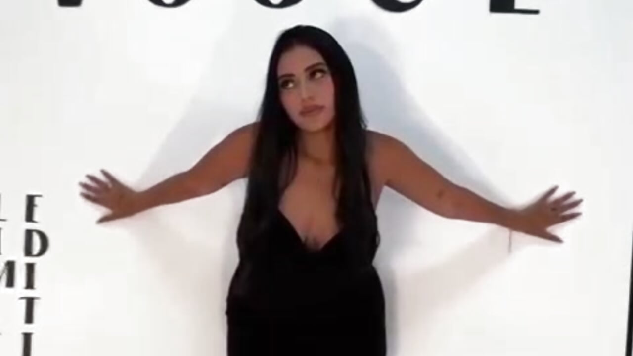 sensation – видео вебкам-модели AmbarJames_