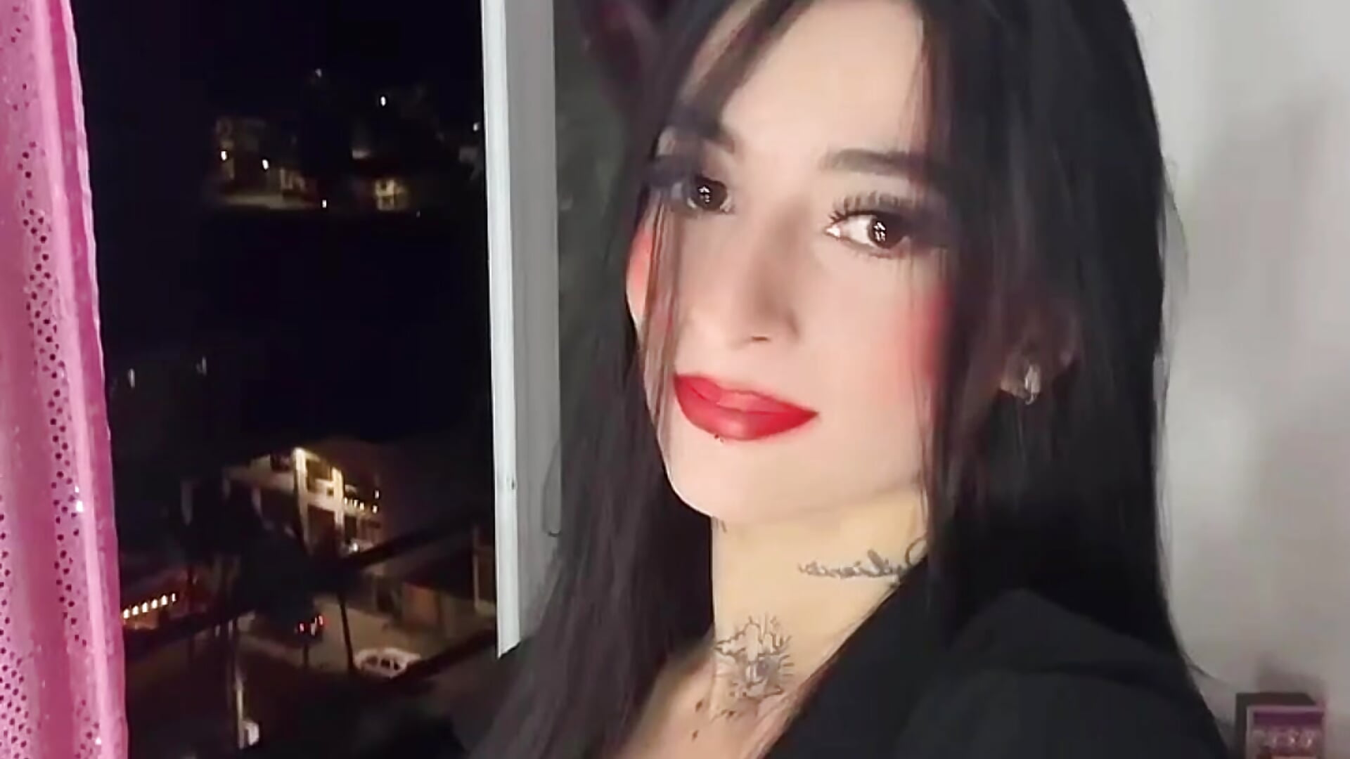 Do you want to be my friend ?– MilaLawrence kameramodell videója