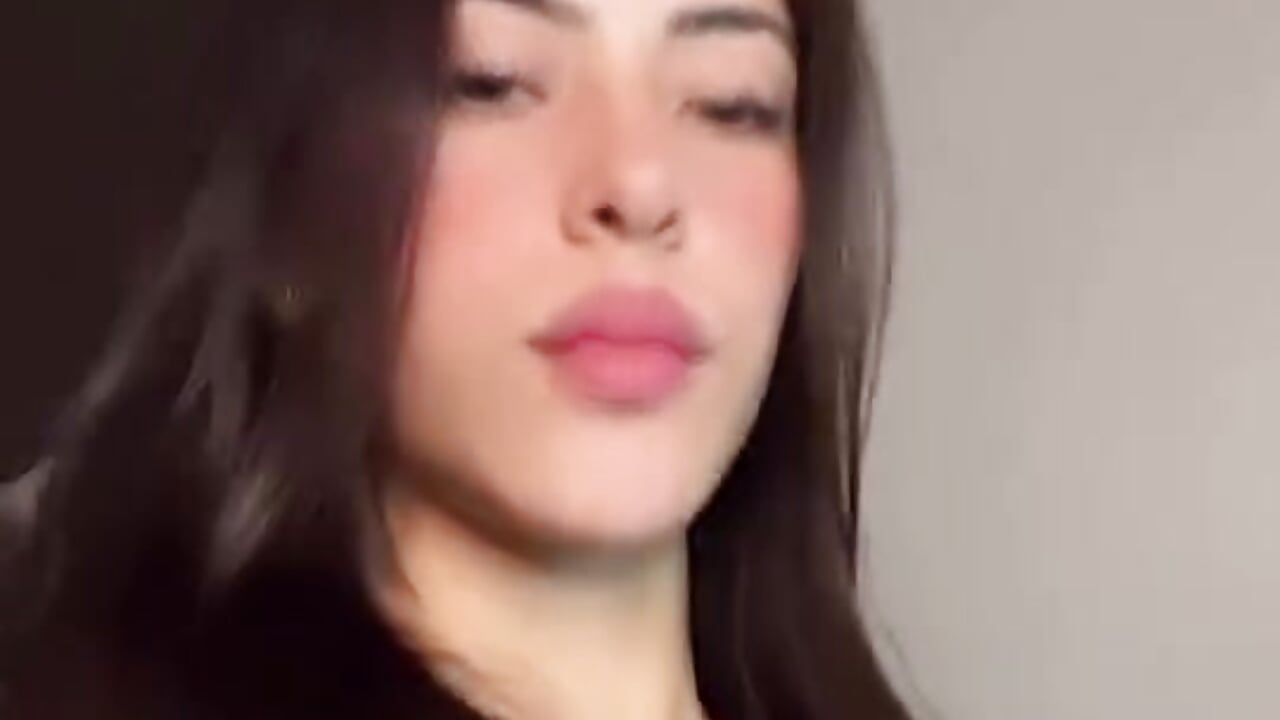 😘 - video van ValkaGrecco cam-model