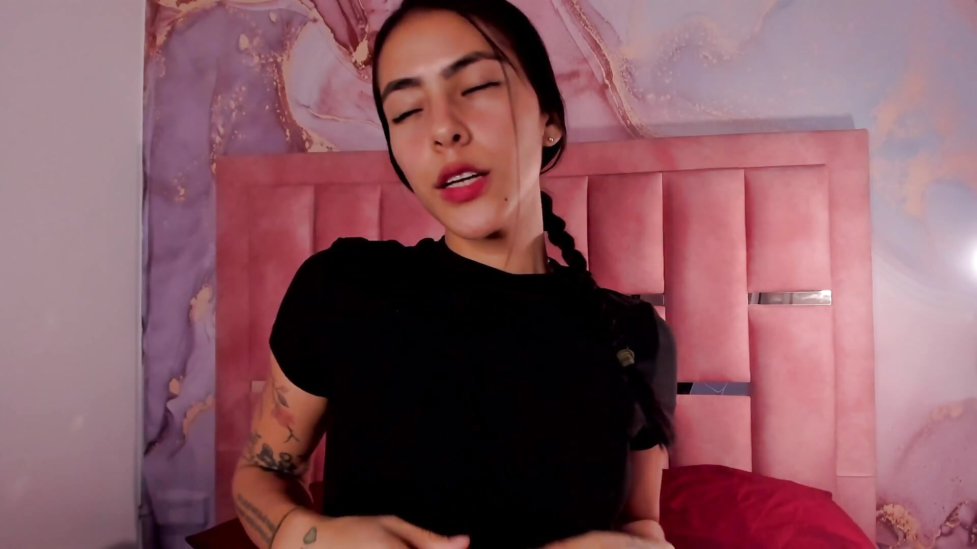 2025-05-31 02-32-01 - video van ValkaGrecco cam-model